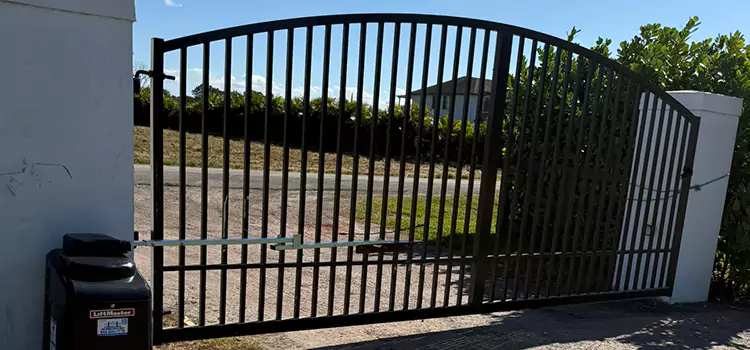 Driveway Fence Repair Longview